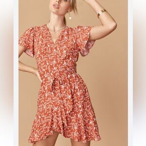 Francesca’s Anina Floral Wrap Mini Dress – Size M